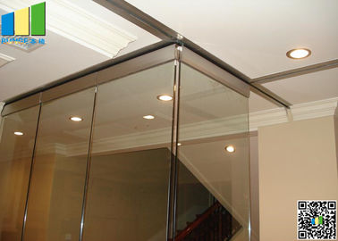Séparation en verre démontable intérieure se pliante de porte