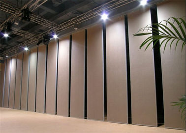 Facile actionnez les cloisons de séparation de salle de conférence 2000/13000 millimètres de taille multicolore