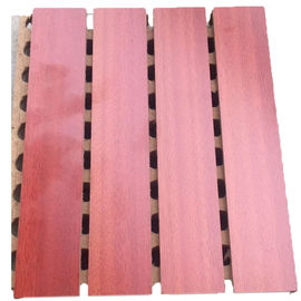Panneautage de mur en bois cannelé en bois d'écran antibruit de matériel d'isolation phonique