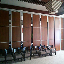Cloison de séparation en aluminium de porte insonorisée commerciale intérieure de meubles pour le lieu de réunion