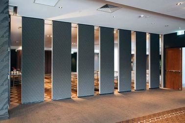 Portes de pliage commerciales d'accordéon de séparation de salle de conférence pour le centre de conférences