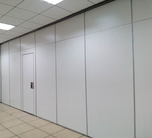 Panneaux de mur insonorisés en bois de position intérieure pour la salle de conférence