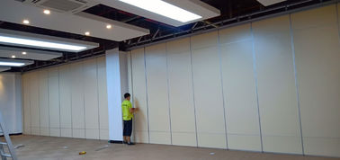Matériel décoratif glissant les systèmes mobiles se pliants de mur de séparation pour la salle de conférence