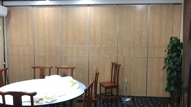 Séparations démontables de mur de profil de murs de pliage insonorisé fonctionnel en aluminium de restaurant
