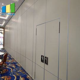 Murs coulissants acoustiques de système mobile de séparation avec la porte pour la convention hall