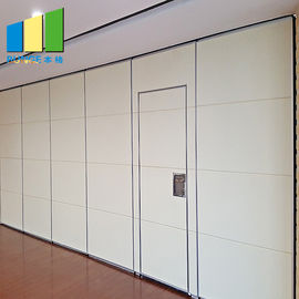 Murs mobiles de séparation pliable acoustique fonctionnelle insonorisée de porte coulissante pour la salle de conférences
