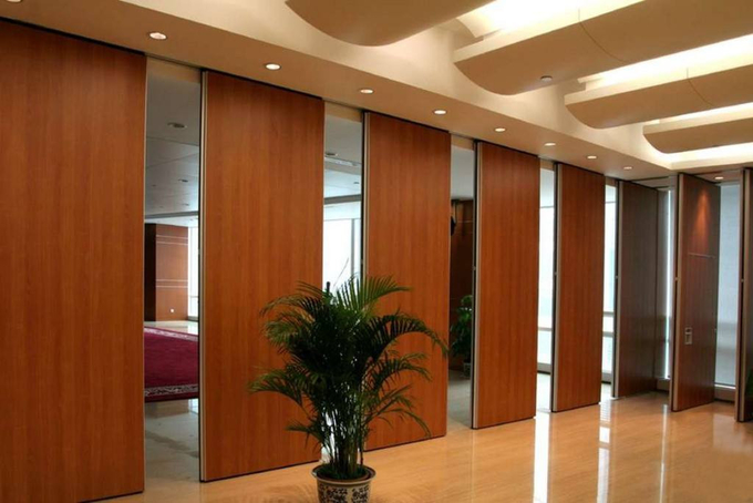 La preuve saine mobile de forces de défense principale divise le panneau télescopique de douille pour l'hôtel