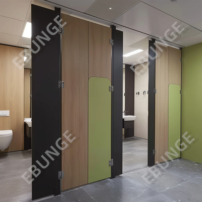 Installation facile Parement de séparation des toilettes