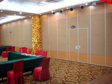 Diviseur de pièce acoustique de couleur de portes de pliage de voie mobile multi de mur pour la salle de conférence