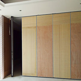 L'intérieur mobile de panneau de particules de polyester de diviseur de pièce de séparation de mur fonctionnel insonorisé décorent