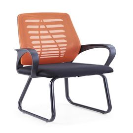 Chaise ergonomique exécutive de bureau, pleine chaise noire de bureau de maille avec le repose-pieds