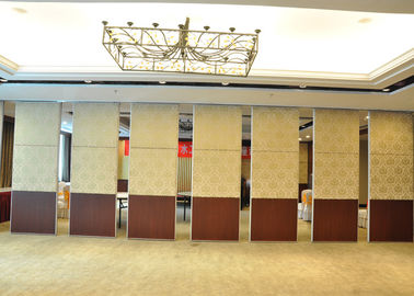 Système accrochant décoratif glissant les cloisons de séparation se pliantes pour la salle de conférence
